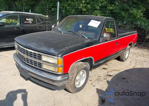 1993 Chevrolet Gmt-400 C1500 из США, поврежденный, VIN 1GCEC14K4PE127636